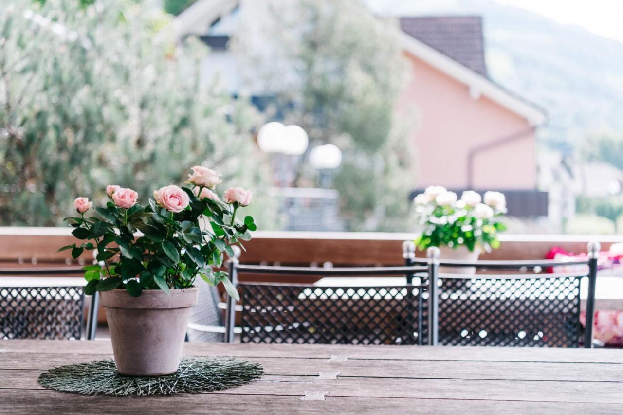 THE BOUTIQUE Gasthaus Engel Walchwil Exterior foto